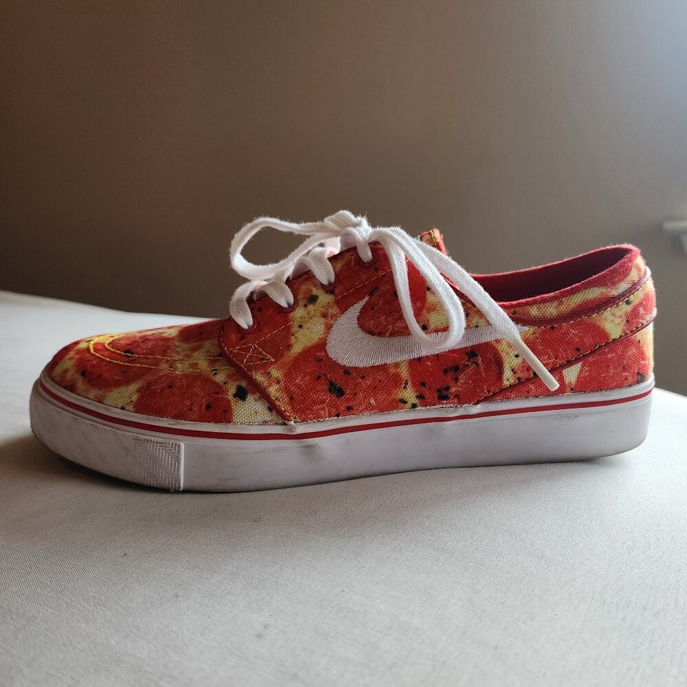Nike SB Janoski x Mental Pepperoni Pizza - Size 4.5